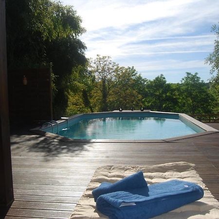Bed and Breakfast Au Son De L Angelus Moncrabeau Экстерьер фото